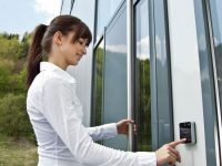 Seguridad y control de accesos